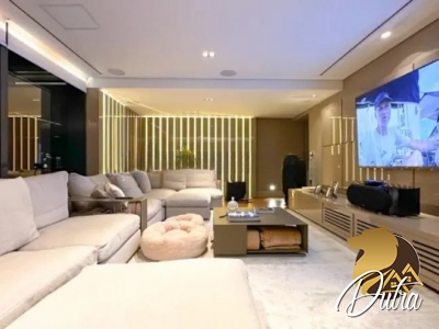 Edifício Moema Signature Vila Uberabinha 800m² 04 Dormitórios 04 Suítes 6 Vagas
