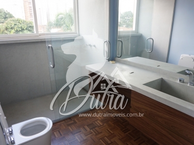 Padrão Jardim Paulista 445m² 04 Dormitórios 04 Suítes 2 Vagas