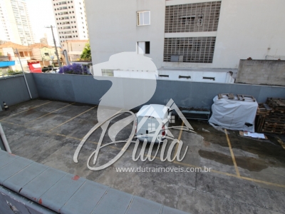 Prédio Inteiro Água Branca 560m² 01 Dormitórios 02 Suítes 30 Vagas