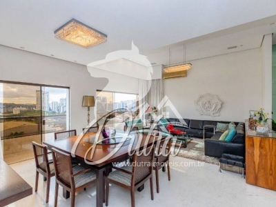 Equipage Cidade Monções 759m² 03 Dormitórios 03 Suítes 4 Vagas