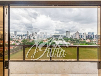 Equipage Cidade Monções 759m² 03 Dormitórios 03 Suítes 4 Vagas
