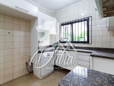 Quinta de Cascais Vila Uberabinha 208m² 04 Dormitórios 02 Suítes 2 Vagas