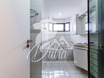 Quinta de Cascais Vila Uberabinha 208m² 04 Dormitórios 02 Suítes 2 Vagas