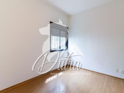 Quinta de Cascais Vila Uberabinha 208m² 04 Dormitórios 02 Suítes 2 Vagas