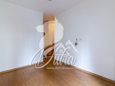 Quinta de Cascais Vila Uberabinha 208m² 04 Dormitórios 02 Suítes 2 Vagas