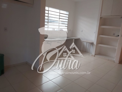 Casa Na Vila Nova Conceição  750 m² 5 Dormitórios 1 suíte 7 Vagas Edícula nos fundos