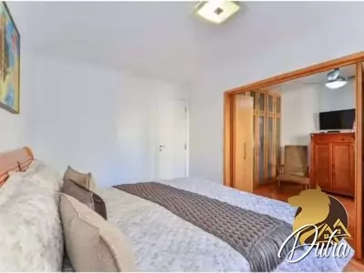 Mansão dos Vikings Brooklin 400m² 04 Dormitórios 03 Suítes 3 Vagas