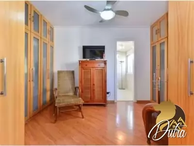 Mansão dos Vikings Brooklin 400m² 04 Dormitórios 03 Suítes 3 Vagas