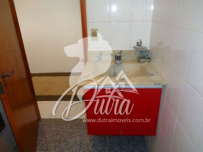 Casa de Vila Pinheiros 220m² 06 Dormitórios 03 Suítes 4 Vagas