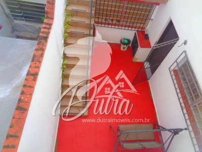 Casa de Vila Pinheiros 220m² 06 Dormitórios 03 Suítes 4 Vagas