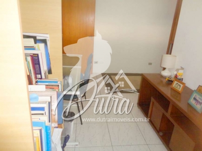 Casa de Vila Pinheiros 220m² 06 Dormitórios 03 Suítes 4 Vagas