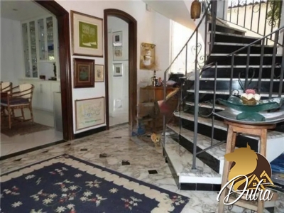 Padrão Jardim Luzitânia 306m² 04 Dormitórios 02 Suítes 6 Vagas