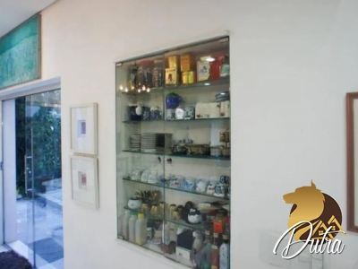Padrão Jardim Luzitânia 306m² 04 Dormitórios 02 Suítes 6 Vagas