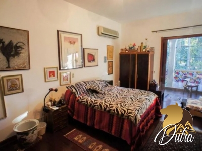 Padrão Jardim Luzitânia 306m² 04 Dormitórios 02 Suítes 6 Vagas