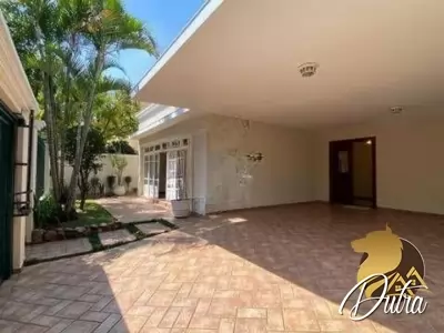 Padrão Jardim Luzitânia 282m² 04 Dormitórios 03 Suítes 4 Vagas