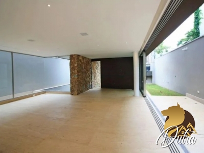 Padrão Jardim Luzitânia 513m² 03 Dormitórios 03 Suítes 8 Vagas