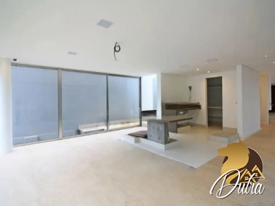 Padrão Jardim Luzitânia 513m² 03 Dormitórios 03 Suítes 8 Vagas