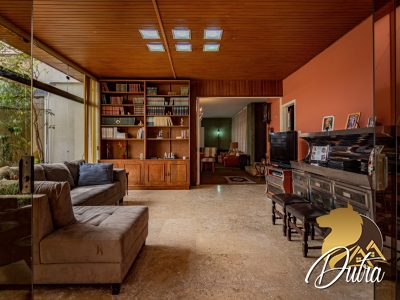Padrão Planalto Paulista 380m² 03 Dormitórios 01 Suítes 6 Vagas
