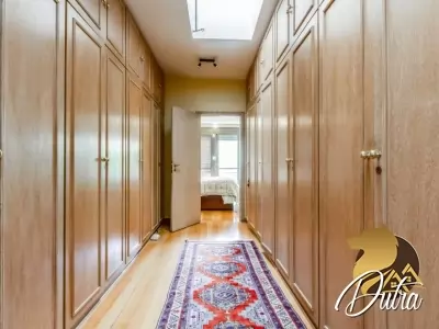 Padrão Jardim Europa 356m² 04 Dormitórios 03 Suítes 2 Vagas