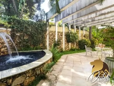 Padrão Jardim Paulista 650m² 04 Dormitórios 04 Suítes 5 Vagas