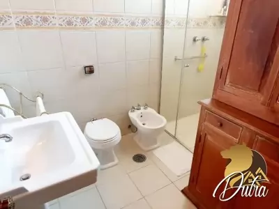 Padrão Jardim Paulista 560m² 04 Dormitórios 01 Suítes 10 Vagas