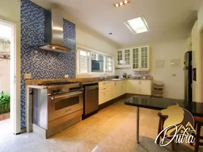 Padrão Santo Amaro 736m² 04 Dormitórios 04 Suítes 6 Vagas