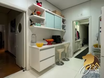 Palazzo Splendido Jardim Vila Mariana 330m² 04 Dormitórios 03 Suítes 5 Vagas