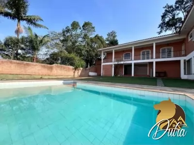 Casa de Vila Jardim Riviera 450m² 03 Dormitórios 03 Suítes 4 Vagas