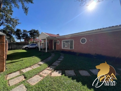 Casa de Vila Jardim Riviera 450m² 03 Dormitórios 03 Suítes 4 Vagas