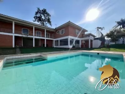 Casa de Vila Jardim Riviera 450m² 03 Dormitórios 03 Suítes 4 Vagas