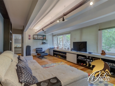 Los Alamos Chácara Monte Alegre 456m² 04 Dormitórios 02 Suítes 4 Vagas