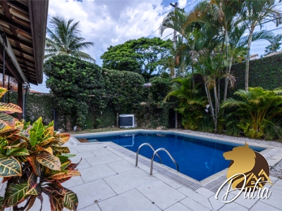 Los Alamos Chácara Monte Alegre 456m² 04 Dormitórios 02 Suítes 4 Vagas