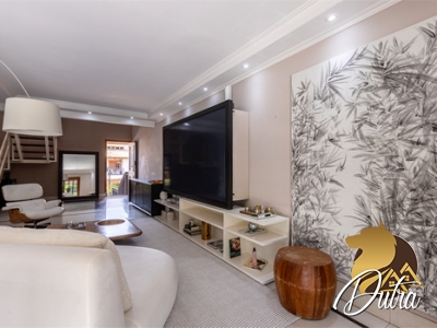 Los Alamos Chácara Monte Alegre 456m² 04 Dormitórios 02 Suítes 4 Vagas