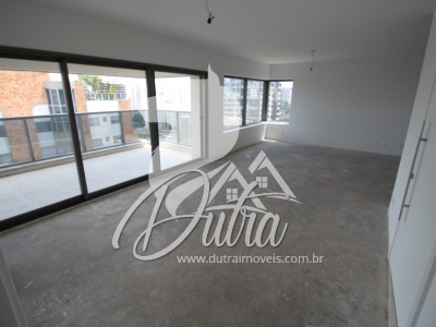 Authentique Campo Belo 192 m²  3 suítes 4 vagas Andar alto