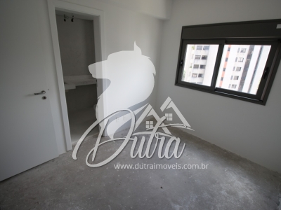 Authentique Campo Belo 192 m²  3 suítes 4 vagas Andar alto