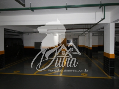 Authentique Campo Belo 192 m²  3 suítes 4 vagas Andar alto