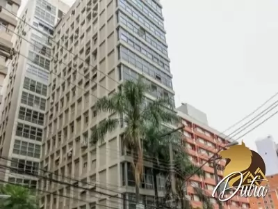 Edifício Planalto Cerqueira César 240m² 03 Dormitórios 03 Suítes 3 Vagas