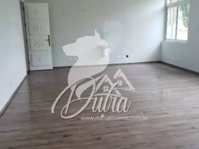Casa Comercial Indianópolis 1650m² 01 Dormitórios 30 Vagas