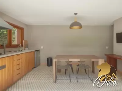 Padrão Jardim Paulistano 250m² 03 Dormitórios 01 Suítes 2 Vagas