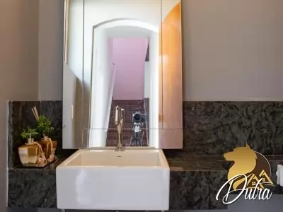 Casa de Vila Jardim Morumbi 695m² 05 Dormitórios 04 Suítes 10 Vagas