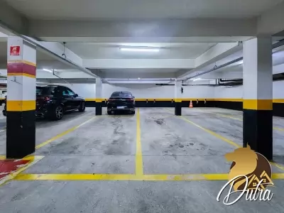 Castel de Ravena Campo Belo 446m² 05 Dormitórios 05 Suítes 4 Vagas