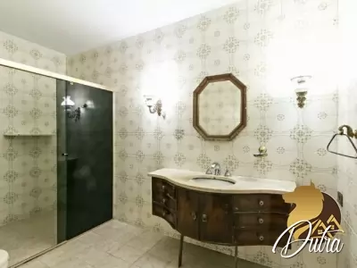 Casa de Vila Jardim Guedala 600m² 04 Dormitórios 04 Suítes 5 Vagas