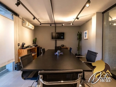 Casa Comercial Alto de Pinheiros 475m² 02 Dormitórios 9 Vagas