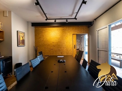 Casa Comercial Alto de Pinheiros 475m² 02 Dormitórios 9 Vagas