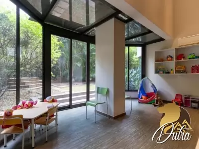 Edifício Miraflores Itaim Bibi 210m² 03 Dormitórios 03 Suítes 3 Vagas