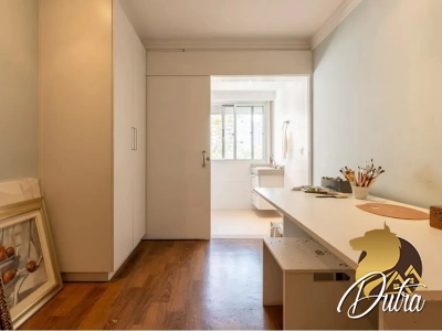 Mont Saint Michel Indianópolis 288m² 04 Dormitórios 04 Suítes 4 Vagas