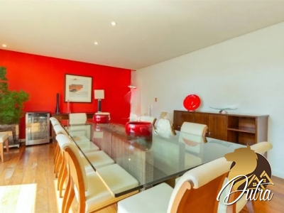 Padrão Jardim Luzitânia 453m² 05 Dormitórios 02 Suítes 6 Vagas