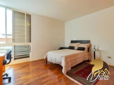 Padrão Jardim Luzitânia 453m² 05 Dormitórios 02 Suítes 6 Vagas
