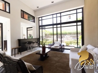 Edifício Art Deco Vila uberabinha 272m² 03 Dormitórios 03 Suítes 4 Vagas