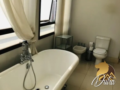 Edifício Art Deco Vila uberabinha 272m² 03 Dormitórios 03 Suítes 4 Vagas